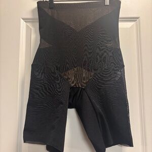 Honey Love intimate shapewear midsection and thigh compression, size XL